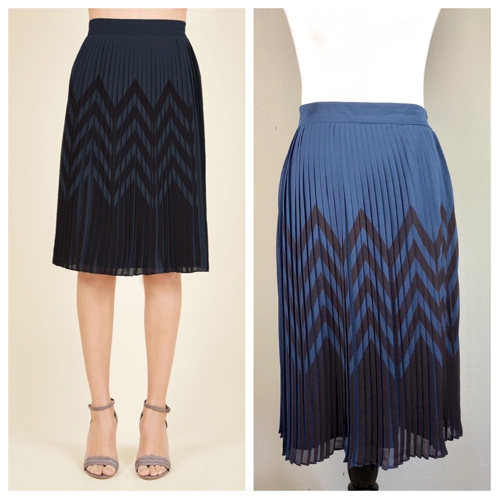 ModCloth Midi Pleated Skirt